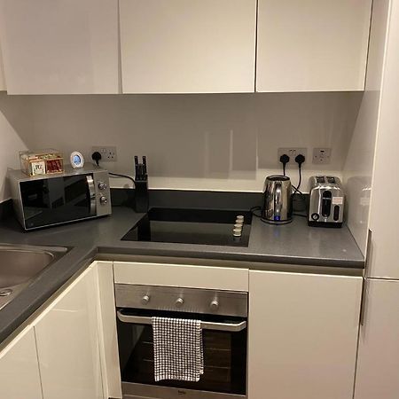 Spacious 1 Bed Relocation Apartment Free Parking, Brierley Hill Zewnętrze zdjęcie